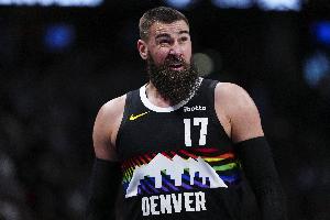 瓦兰谈取胜：我们打出了自己的节奏 大家都站了出来扛起责任