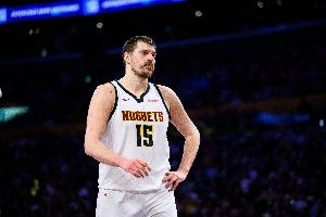 约基奇季后赛生涯第20次20+三双 仅次于詹姆斯的26次