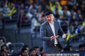 媒体人：广东只有一个解题思路 季后赛没做B计划准备是不可想象的