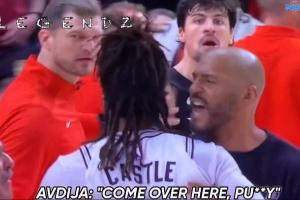 冲突唇语解读！卡斯尔：如何呢？阿夫迪亚：TM你个SB软蛋过来！