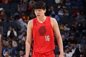 杨瀚森工作室：NBA菜鸟赛季结束 练级之旅还在继续 查缺补漏