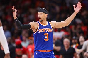 系列赛G6尼克斯客战老鹰 哈特因下背部挫伤出战成疑