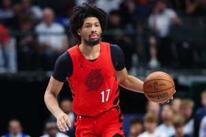 乔·约翰逊：开拓者曾围绕谢顿·夏普进攻 但首轮你都没注意到他