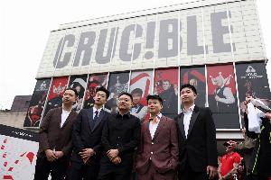 吴宜泽成为四强中国独苗！中国军团11人出战世锦赛 赵心童止步8强