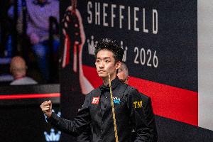 颜丙涛此前：吴宜泽和赵心童是有档位差距的，吴宜泽只能算是高手