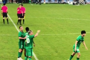 姜至鹏很理智！国安博主晒实拍：赛后部分深圳球迷对国安球员不满